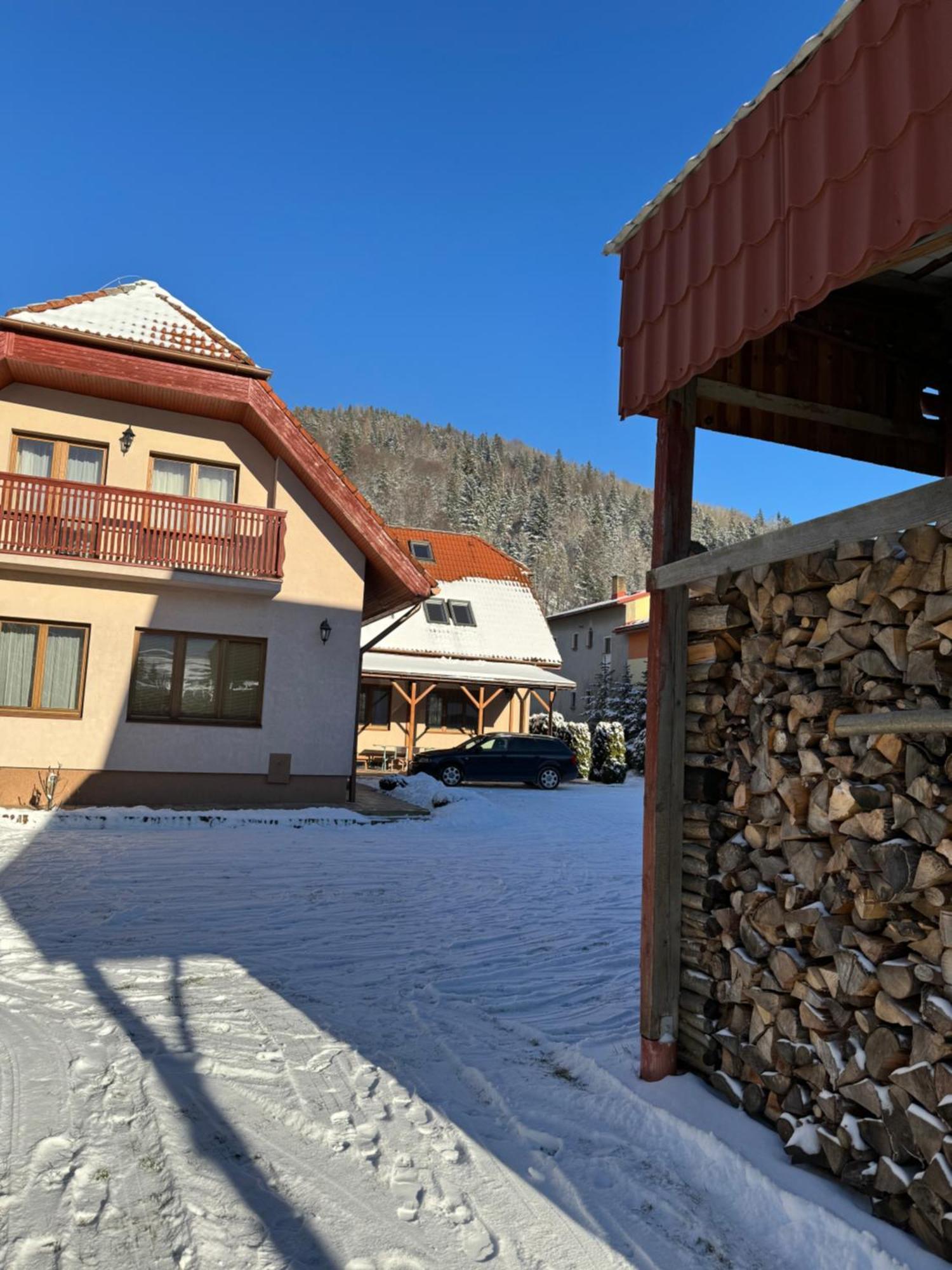 Apartament Lutra Montana Relów Zewnętrze zdjęcie