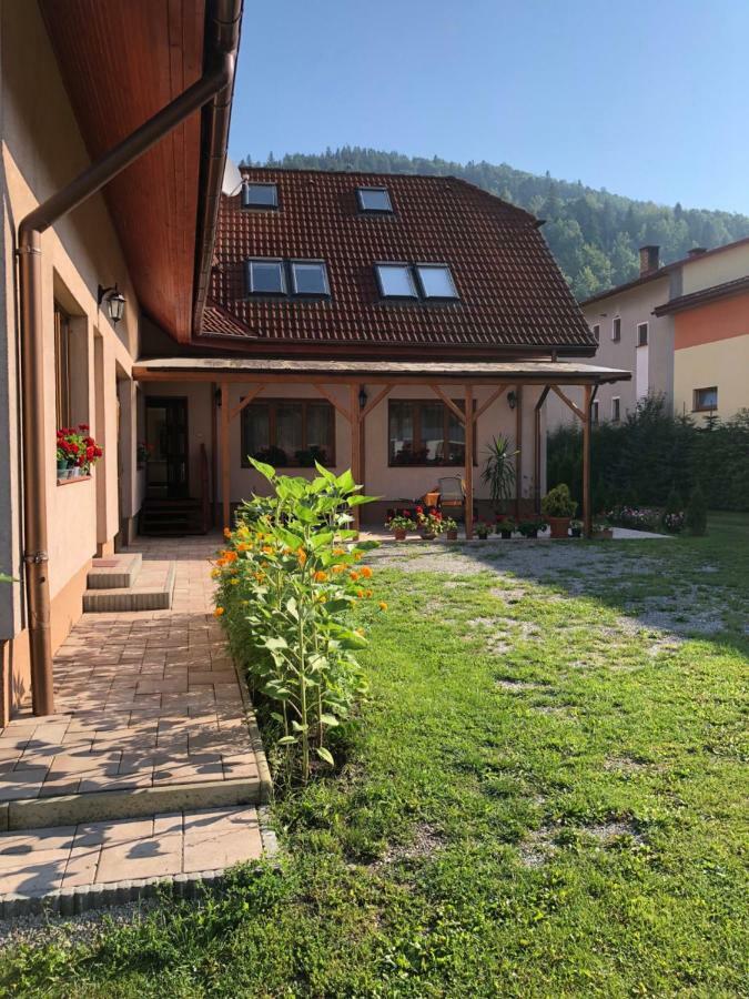 Apartament Lutra Montana Relów Zewnętrze zdjęcie